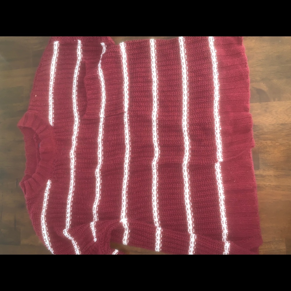 Def and white striped sweater